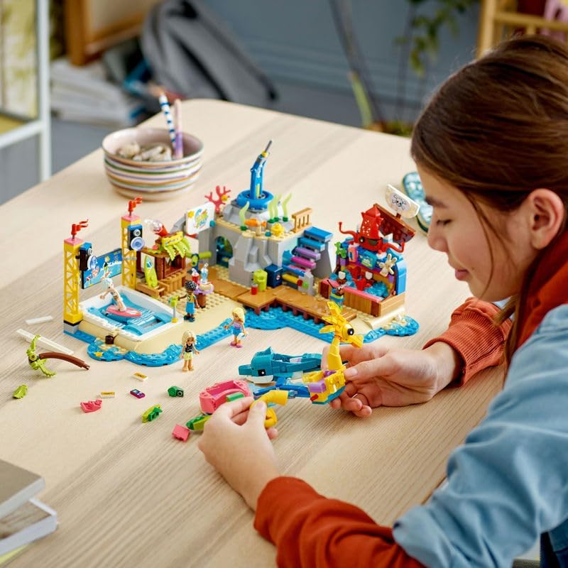 LEGO 41737 Friends Strand-Erlebnispark, Kirmes-Set mit Technic-Elementen, Delfin, Schildkröte und Se