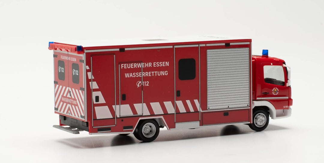 herpa 096553 Mercedes-Benz Atego Koffer-LKW Feuerwehr Essen Wasserrettung in Miniatur zum Basteln Sa