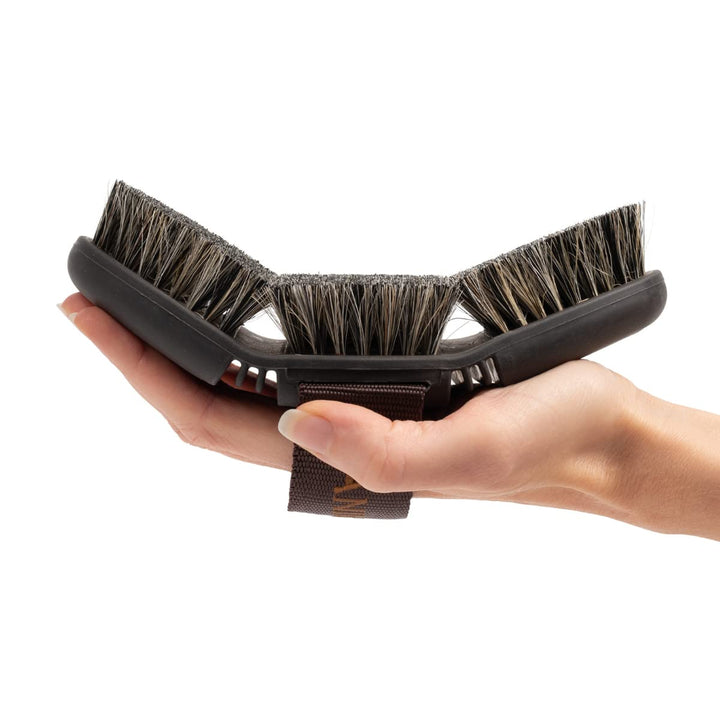 Animalon CareFlex Naturkardätsche | Flexible & hochwertige Schweineborsten Kardätsche für Pferde | m