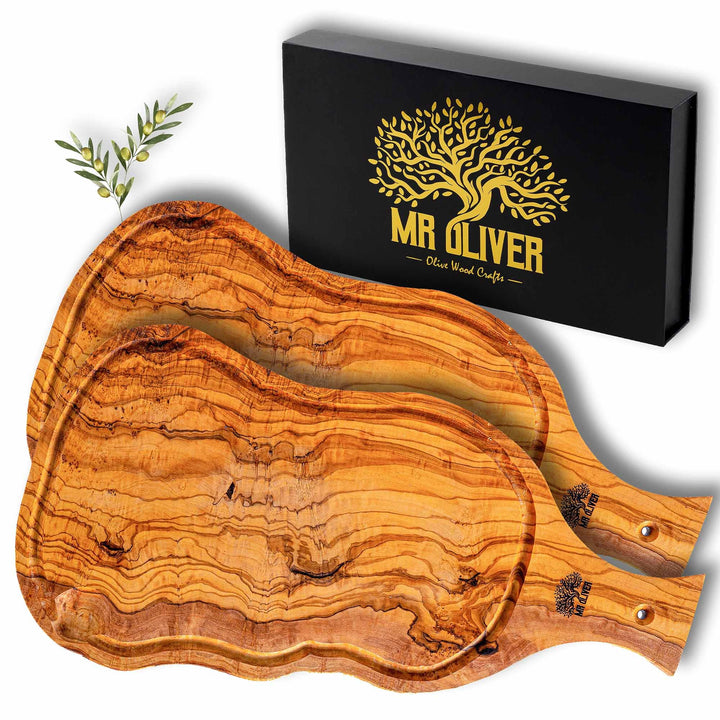 MrOliver® Venus – Schneidebrett aus natürlichem Olivenholz – professionelles Küchenbrett – Design-Zu