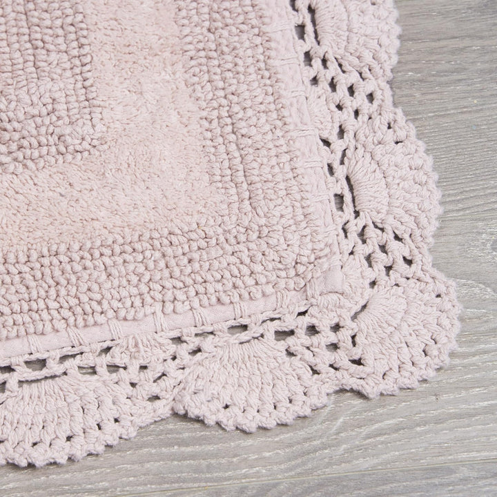 Laura Ashley Crochet Cotton 24x40 Bath Rug, Blush Blush 61 x 102 cm (Rechteckig), Blush 61 x 102 cm