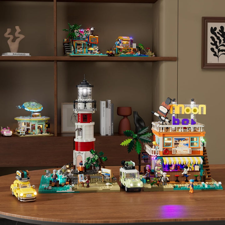 Lumibricks Road Trip Moon Bar Bausatz, 2186 Teile Küsten-Tavernen-Modell mit LED-Licht-Set, 5 Minifi