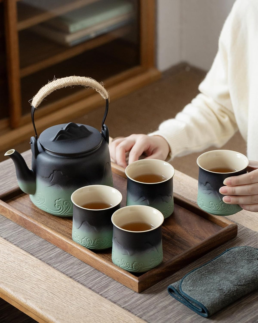 ZENS Japanische Teekanne Keramik Mit 4 Tassen, Teeservice für Losen Tee | Matte Geprägtem Teekanne J