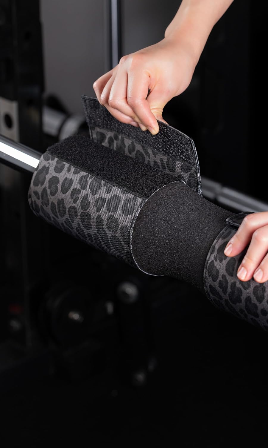 Fitgriff® Langhantel Polster, Hip Thrust Pad mit Klettverschluss - Hantel Nackenpolster - Polsterung