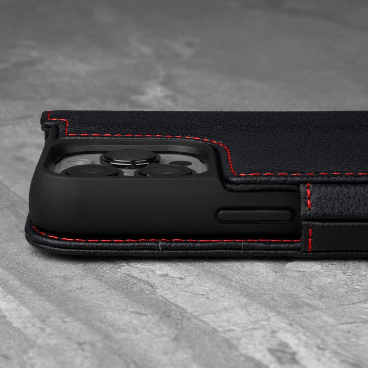 TORRO Handyhülle Kompatibel Mit iPhone 13 Pro Max - Hochwertige Lederhülle Mit Kartenfächern Und Hor