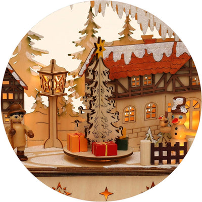 Dekohelden24 LED Holz Schwibbogen mit bewegtem Weihnachtsbaum, Motiv: Schneemann und Wanderfiguren,