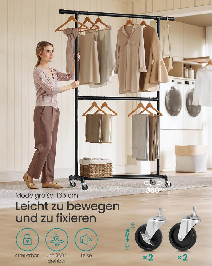 SONGMICS Kleiderständer im Industriedesign, bis 110 kg belastbar, Garderobenständer auf Rollen, 2 Kl