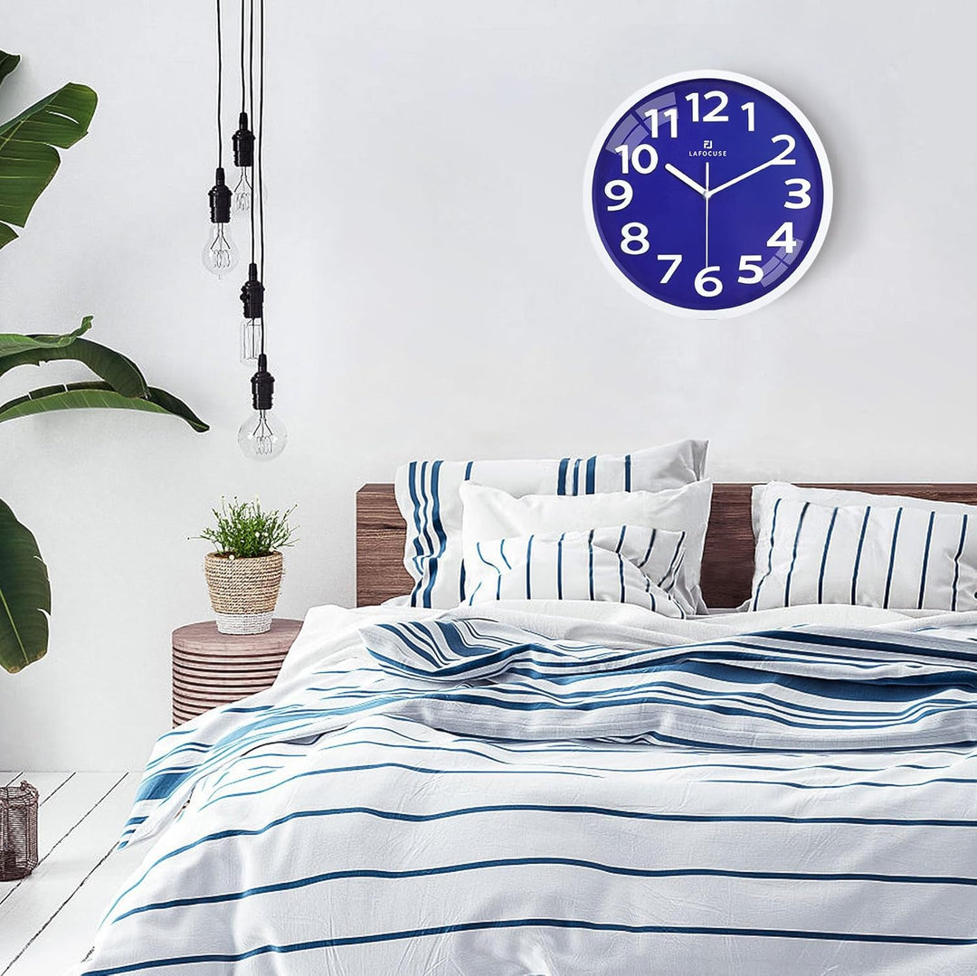 Lafocuse 3D Ziffern Lautlos Wanduhr Blau, Modern Wanduhr 30cm Leicht zu Lesen, Ohne Ticken Geräuschl