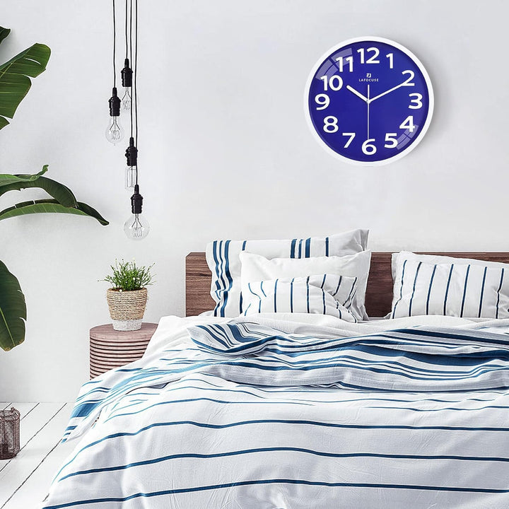 Lafocuse 3D Ziffern Lautlos Wanduhr Blau, Modern Wanduhr 30cm Leicht zu Lesen, Ohne Ticken Geräuschl