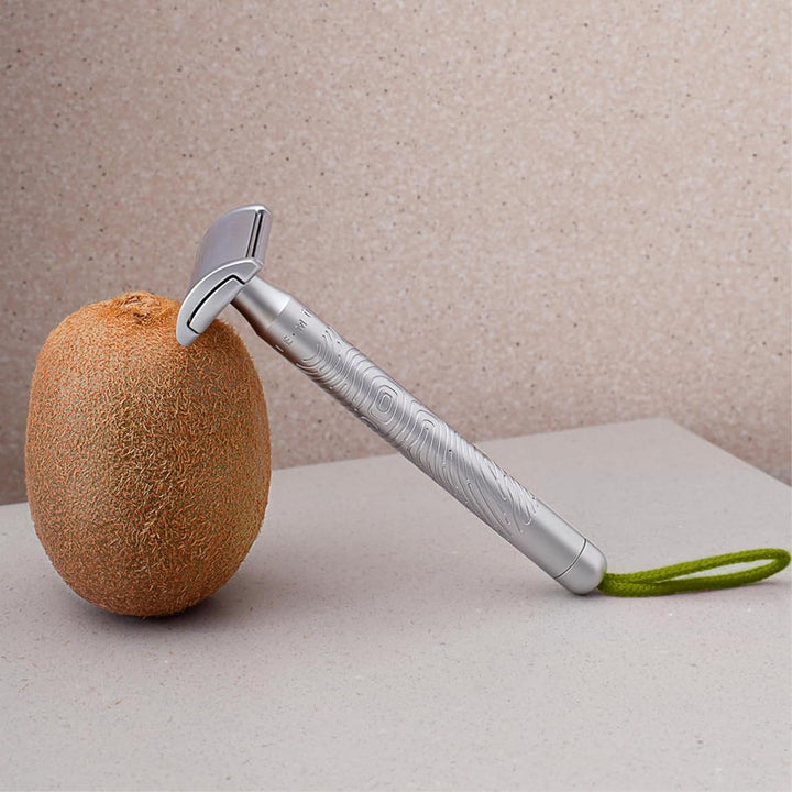 MÜHLE Companion Rasierhobel - Unisex Sicherheitsrasierer - mit moosfarbener Kordel - nachhaltige Ras