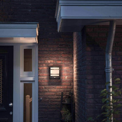 Philips myGarden LED Petronia Wandaussenleuchte mit Bewegungsmelder, Anthrazit Mit Bewegungssensor,