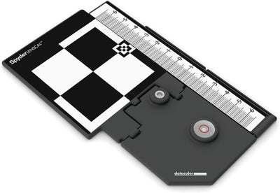 Datacolor SpyderCheckr: Farbkarte zur Kamerakalibrierung & SpyderLensCal: Fokus-Kalibrierung für DSL