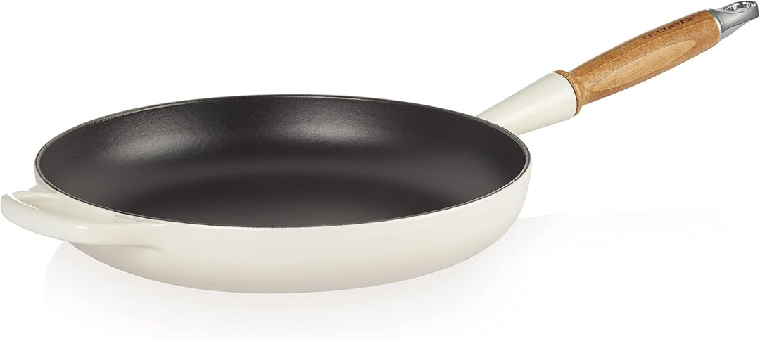 LE CREUSET Signature gusseiserne Bratpfanne mit Holzgriff 28 cm Meringue, 20258287160422 Meringue 28