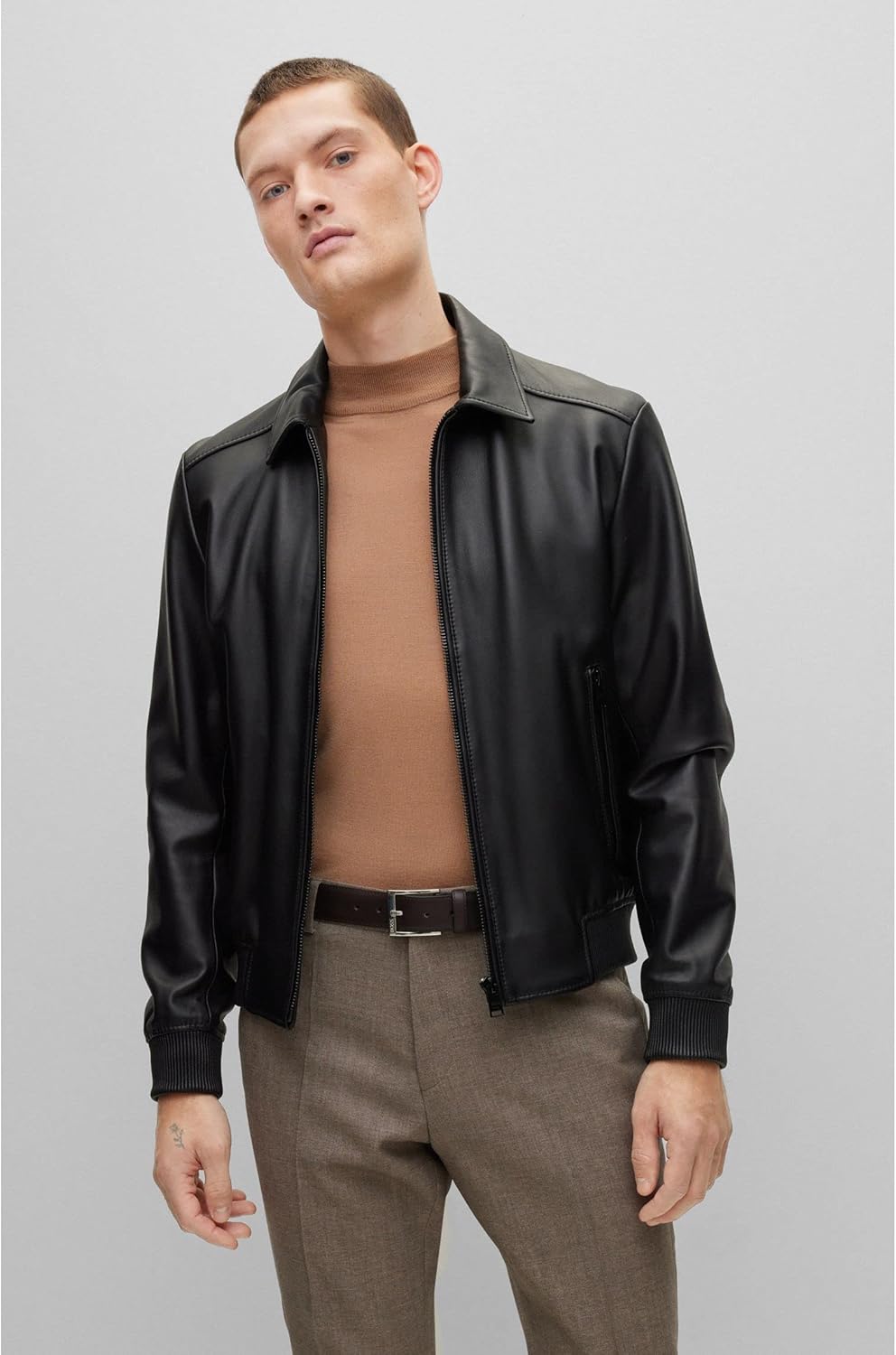 BOSS Herren Ellotyo Sz35 Gürtel aus italienischem Leder mit Logo-Schliesse, 85 Dark Brown202