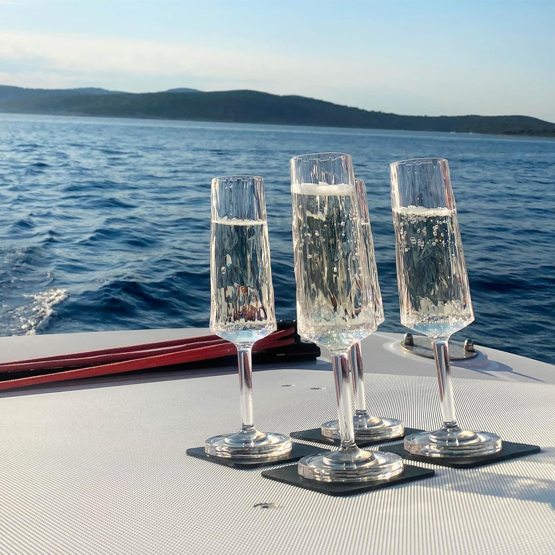 silwy® HIGH-TECH-Kunststoff-Magnet-Gläser inkl. Metall-Nano-Gel-Pads – rutschfeste Campinggläser, Bo