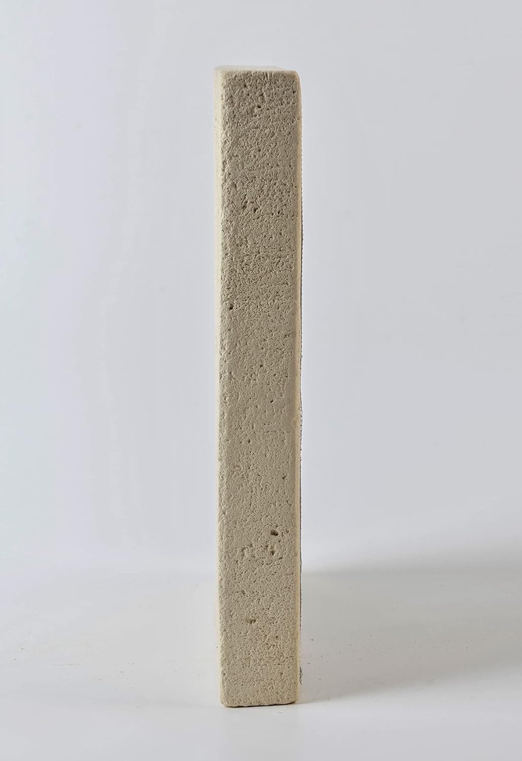 Quadratisches Lüftungsgitter aus Matera-Stein, cm20x20, externe und interne Verwendung. Handgefertig