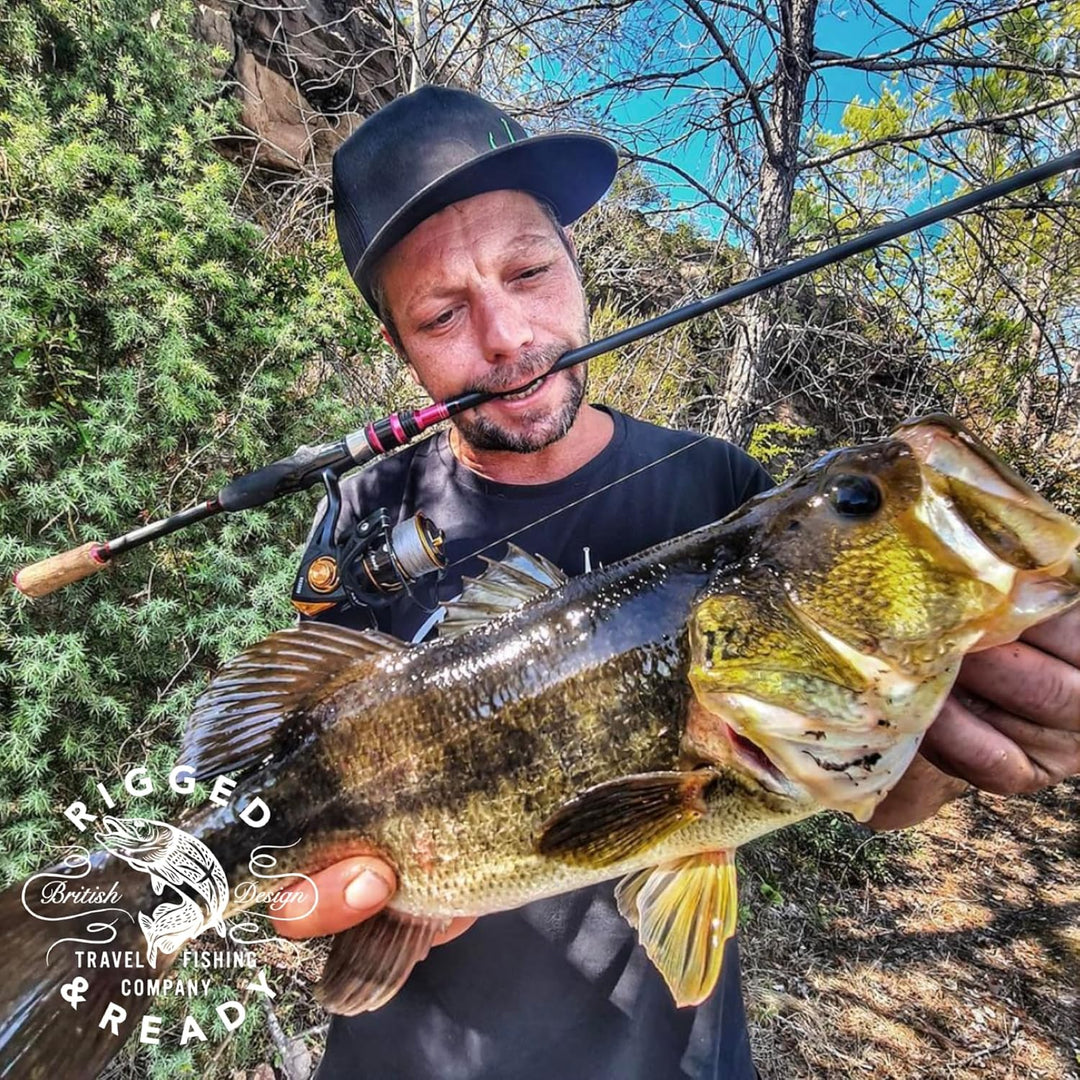 Rigged and Ready Fish Rig Max Tele Angelrute Die einzige Spin-Baitcast Teleskoprute der Welt 240 & 2