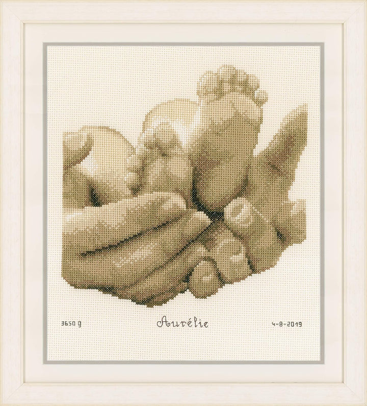 Vervaco PN-0153837 Baby's Füsschen Stickpackung Zählmuster, Baumwolle, mehrfarbig, ca. 22 x 23 cm /