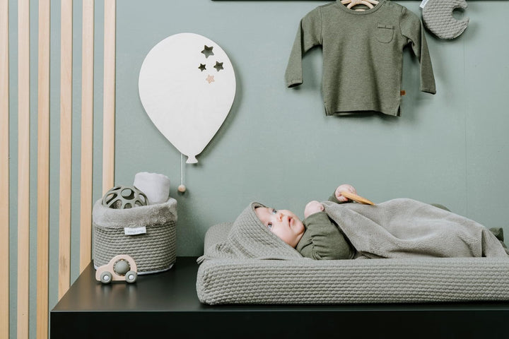BO Baby's Only - Körbchen Sky - Wickeltisch Organizer - Gestrickte Aufbewahrungsbox für Kinderzimmer