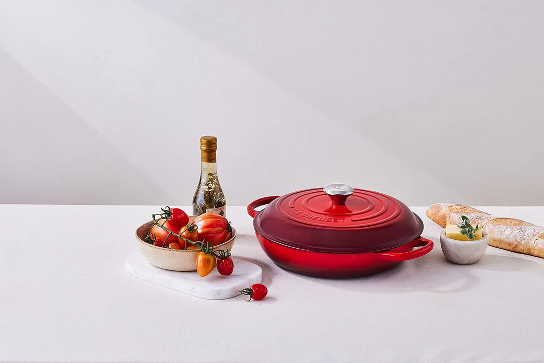 Le Creuset Signature Gusseisen Gourmet-Profitopf, Rund, Ø 30 cm, 3,5 l, Für alle Herdarten inkl. Ind