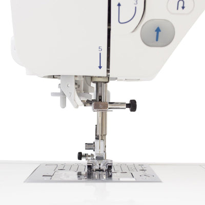 Juki HZL-DX7 Computerisierte Nähmaschine mit Quilter-Paket