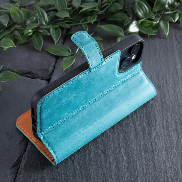 Snakehive Lederhülle für iPhone 15 - Vintage Handyhülle mit Standfunktion und KartenfäChern - Sc