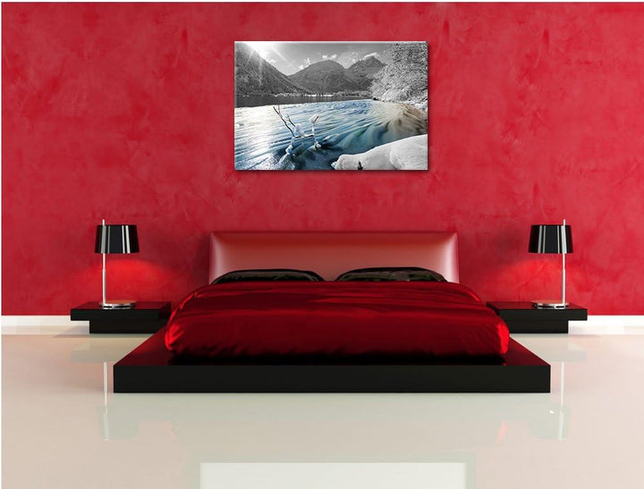 Ruhiger See im Winterwald schwarz/weiss Format: 100x70 auf Leinwand, XXL riesige Bilder fertig gerah