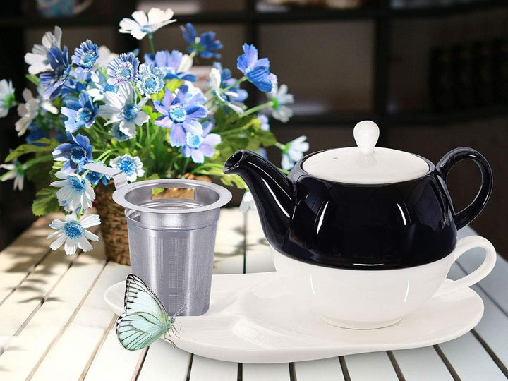 Tea for One mit Sieb Lena 500ml aus Crystal Bone China Porzellan in schwarz-weiss. Teekanne + Teetas