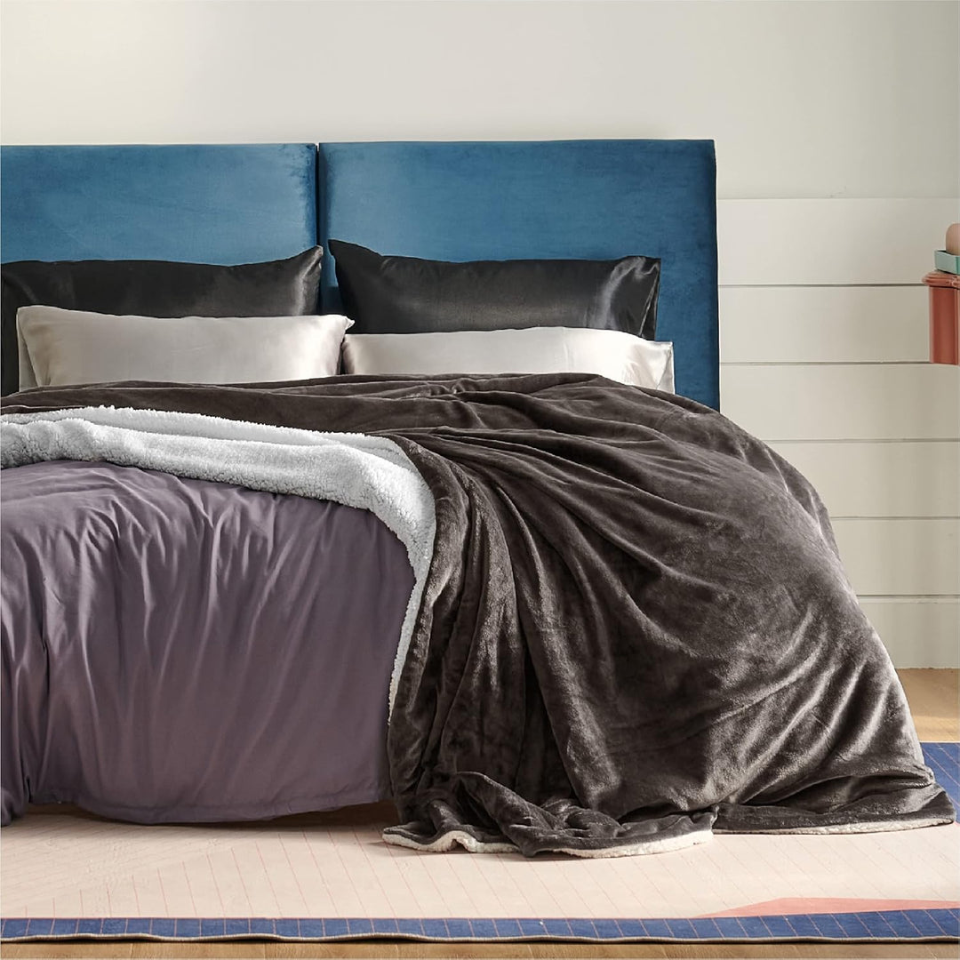 BEDSURE Kuscheldecke - Warm Sherpa Wolldecke & Sofadecke, Flauschig Sofaüberwurf Decke, Dicke Couchd