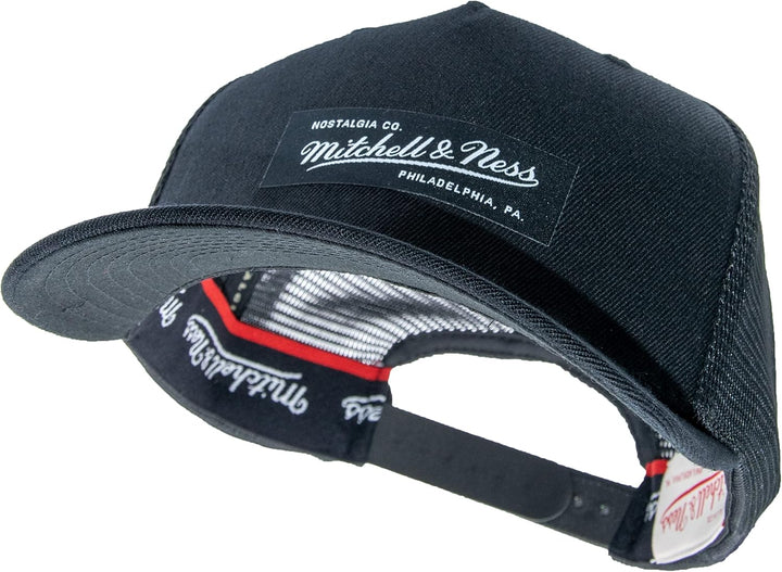 Mitchell & Ness Fuse Classic Red Trucker Snapback - OB, Black
