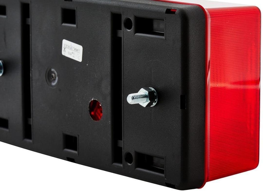 HELLA - Heckleuchte - Glühlampe - 12V - Anbau - Lichtscheibenfarbe: rot - Stecker: Flachstecker - li
