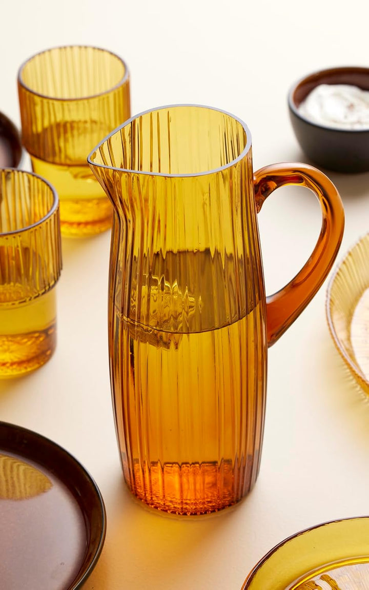 BITZ Kusintha Kanne, Wasserkrug aus Glas, Fassungsvermögen 1,2 L, Amber 1200 ml Amber, 1200 ml Amber
