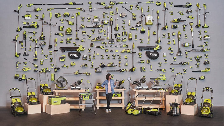 RYOBI 18 V ONE+ Brushless Akku-Schlagbohrschrauber, 54 Nm Drehmoment, inkl. 2x 2,0 Ah Akku und 2,0 A