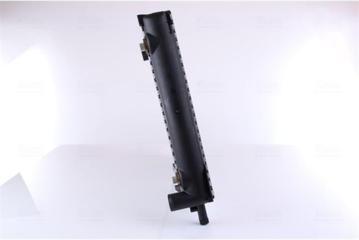 Nissens 62557A Kühler, Motorkühlung