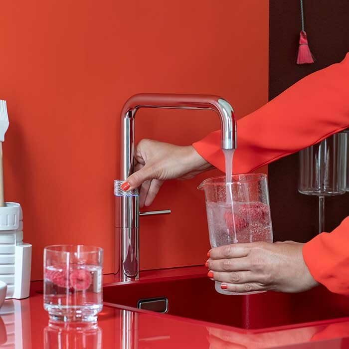 Quooker mit Reservoire COMBI und CUBE kochend Wasserhahn (Fusion Square, verchromt glänzend) Fusion