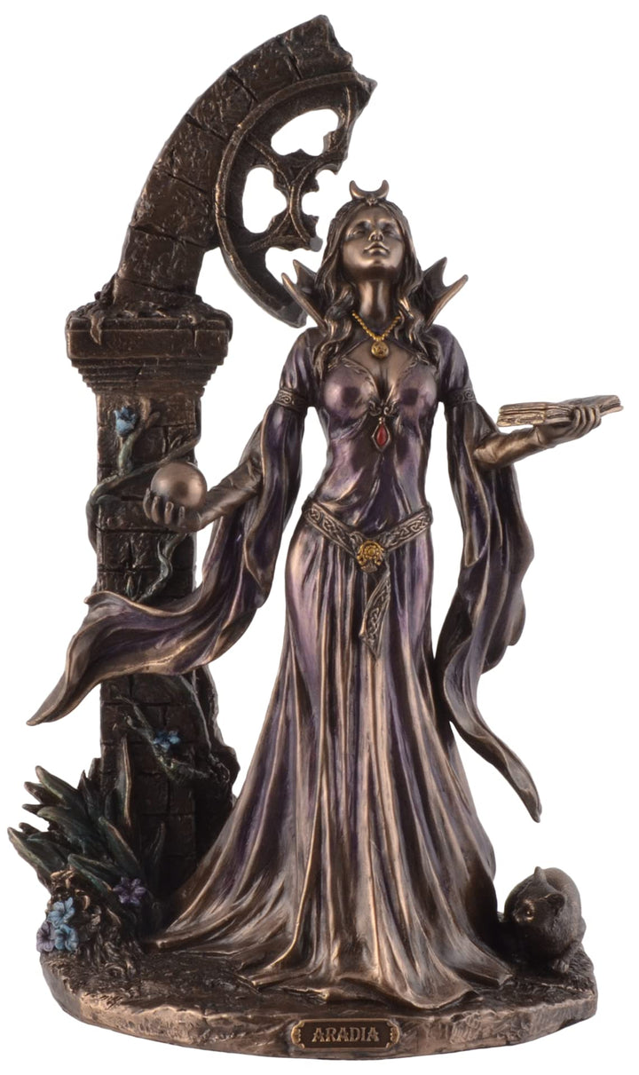 Aradia, Wiccakönigin der Hexen - by Veronese