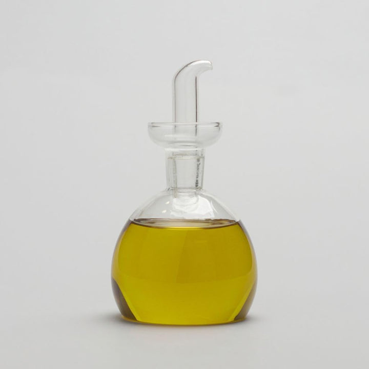 balvi - Basics Ölspender aus durchsichtigem Glas und einem Fassungsvermögen von 500 ml. Mit Tropfsch