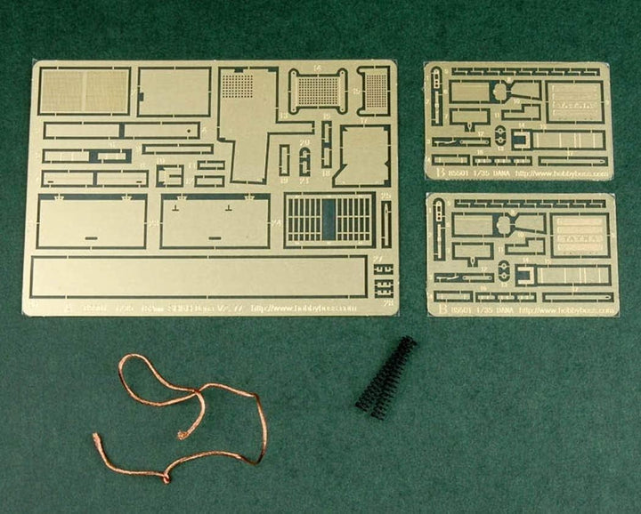 Hobby Boss 85501 Modellbausatz 152mm ShkH DANA vz. 77