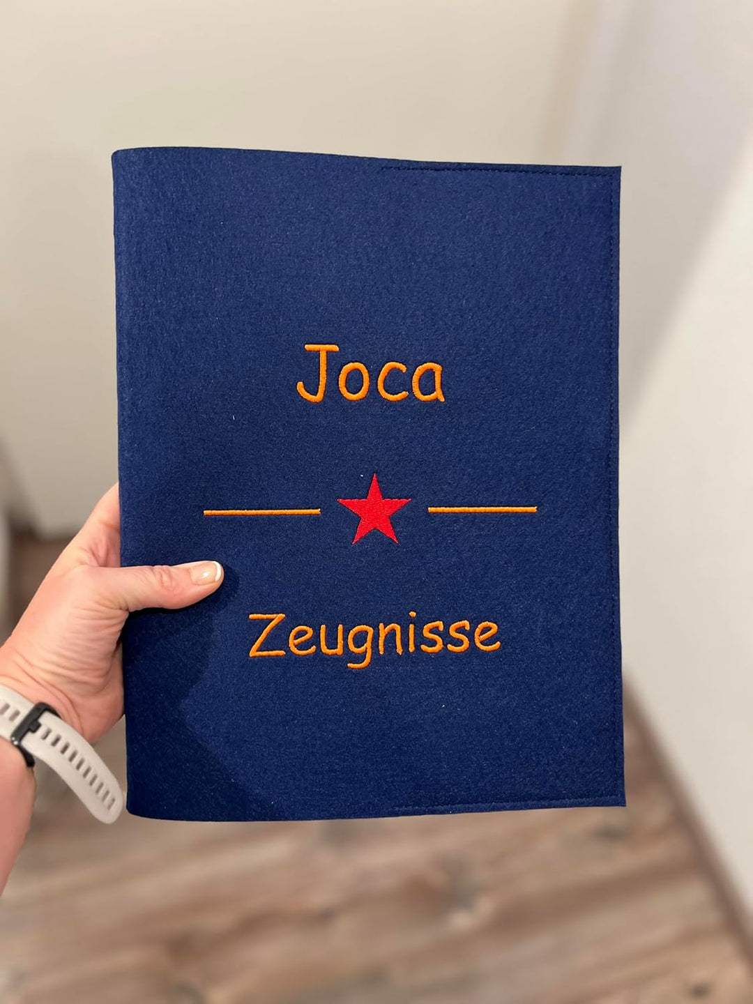 Generisch Zeugnismappe A4 aus Filz | nach Wunsch personalisiert | hochwertig Bestickt | Schulkind |