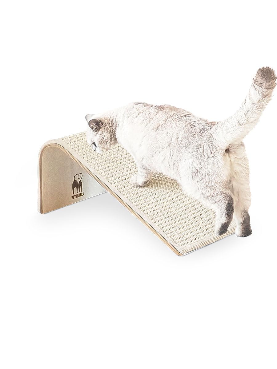 Petrebels Design Kratzbrett aus Holz mit Natur-Sisalteppich, Archie 38 x 23 x 17 cm, Farbe Beige/Cre