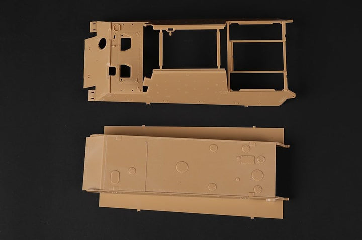 HobbyBoss 84562 1/35 Sd.Kfz.186 Jagdtiger, Henschel Modellbausatz, Mehrfarbig