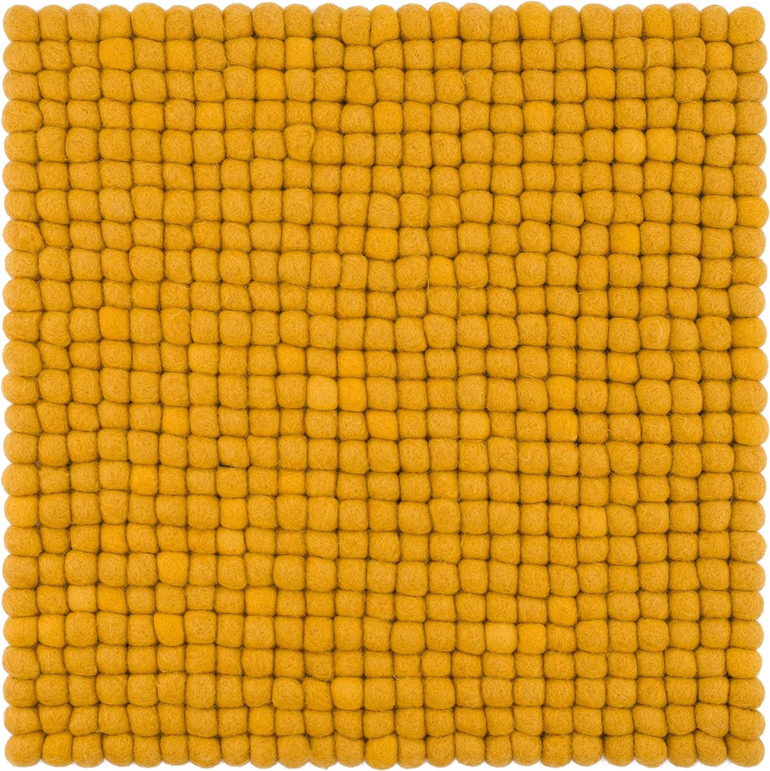 myfelt Filzkugel-Sitzauflage Stuhlauflage - Klara - quadratisch, 36x36 cm, Senfgelb, Senfgelb