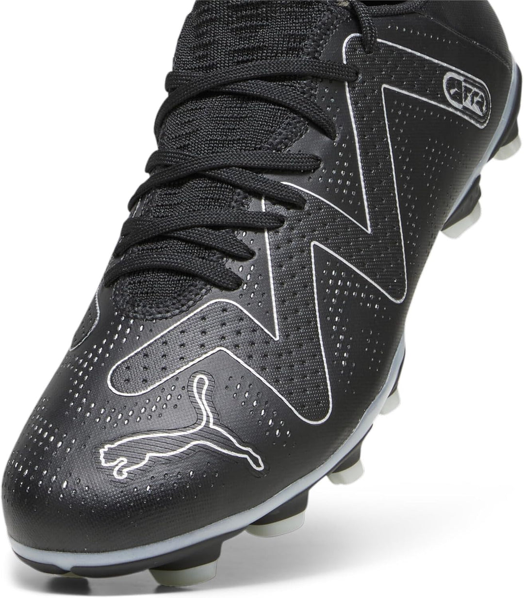 PUMA Herren Future Play Fg/Ag Fussballschuh 42.5 EU Puma Black Puma Silver, 42.5 EU Puma Black Puma