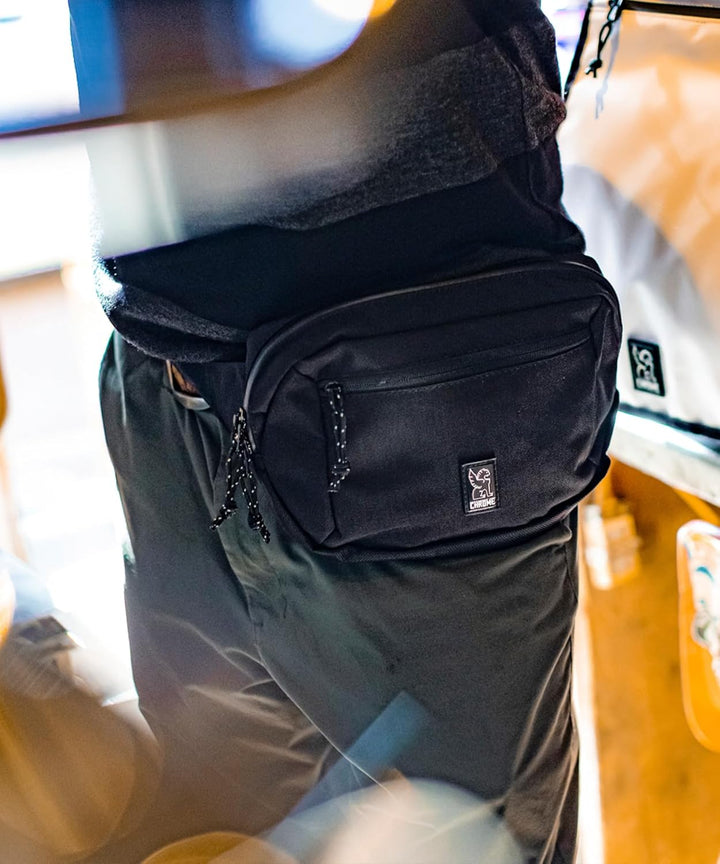 Chrome Ziptop Waistpack, 3 Liter, Black BK 3 Liter Black Bk, 3 Liter Black Bk