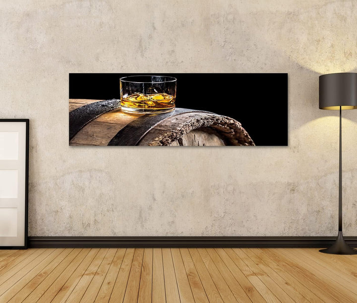 islandburner Bild auf Leinwand Glas Whisky Mit EIS Auf Alten Eichenfass Bilder Wandbilder Poster Lei