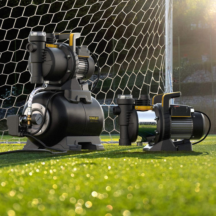 Stanley Selbstansaugende Pumpe SXGP1300XFBE mit Behälter für Klarwasser (1.300 W,max. Förderleistung