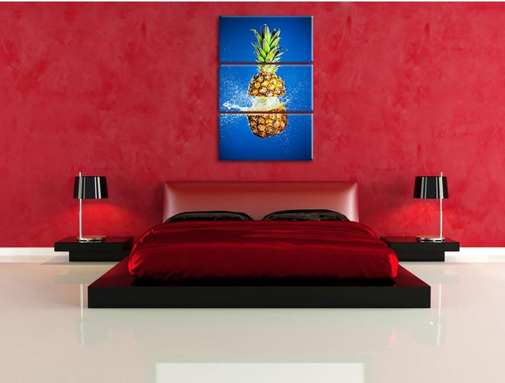 Pixxprint Ananas mit Wasser bespritzt als Leinwandbild | Grösse: 3 Teilig (120x80) | Wandbild| Kunst