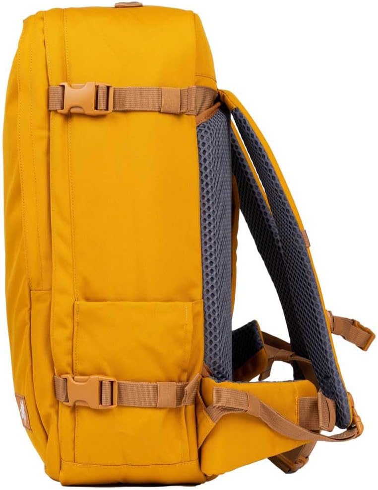 CABINZERO Unisex Classic Pro 42l Rucksack, Orange Chill, 35x54x20