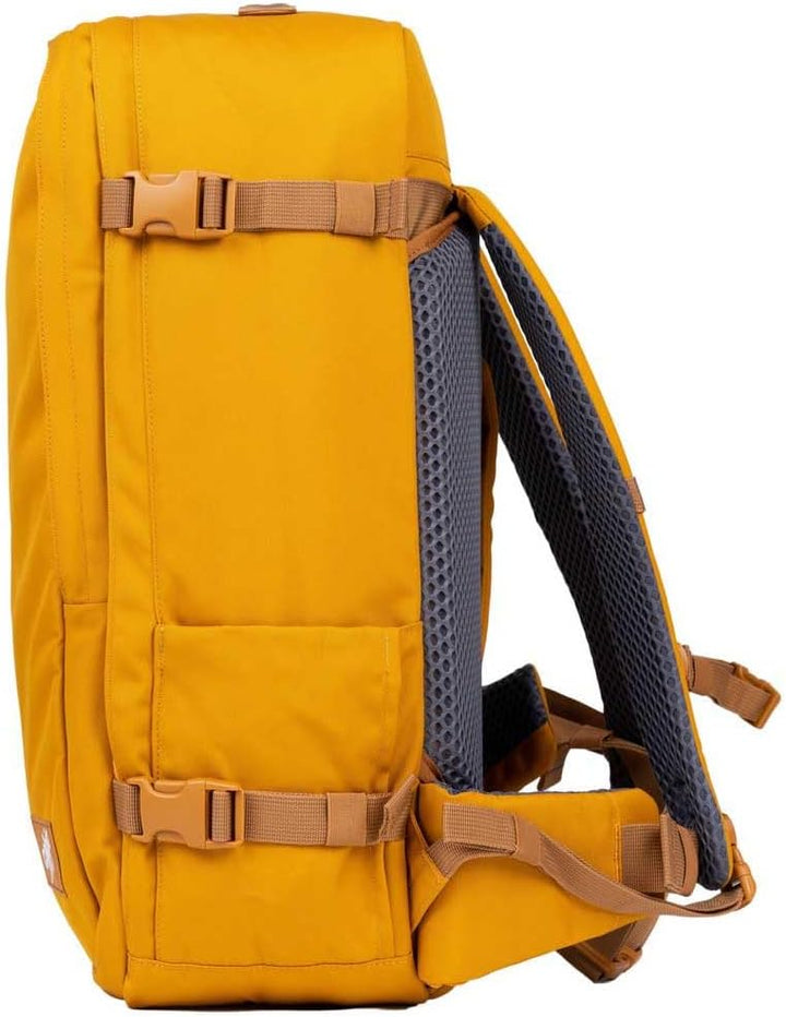 CABINZERO Unisex Classic Pro 42l Rucksack, Orange Chill, 35x54x20