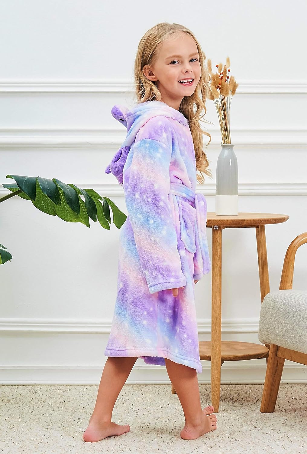 Piefry Weicher Einhorn-Bademantel mit Kapuze für Mädchen mit Einhorn-Pantoffeln, Augenbinde und Stir